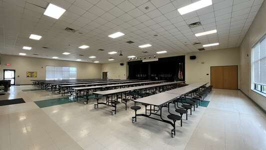 Riverwood Elementary School Cafeteria in Clayton