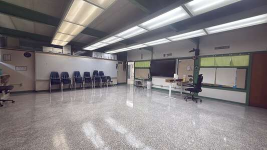 Airline Park Academy for Advanced Studies Classroom Standard in Metairie 3