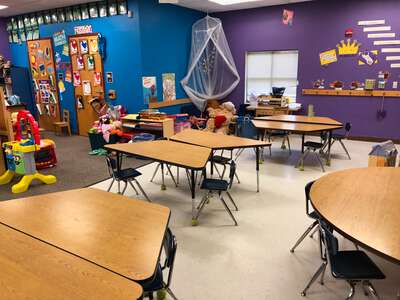 E. G. Ross Elementary School Classroom Standard in Albuquerque 3