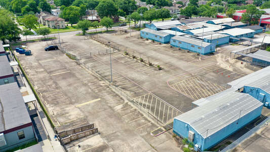 Cage Elementary / Project Chrysalis Middle Parking Lot - Front in Houston