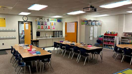 Winn Holt Elementary School Classroom Standard in Lawrenceville 3