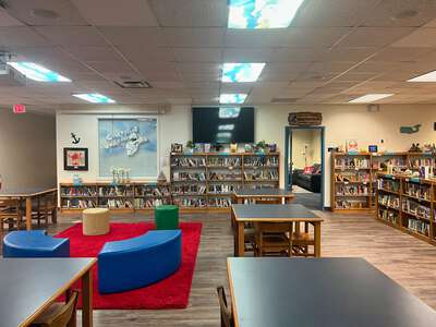 Hellen Caro Elementary School Library in Pensacola