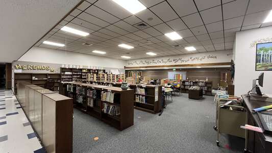 Ellis Elementary School Media Center in Pocatello