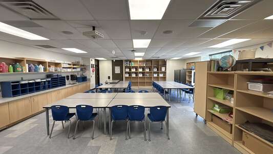 Chapelfield Elementary Classroom Standard in Gahanna 5