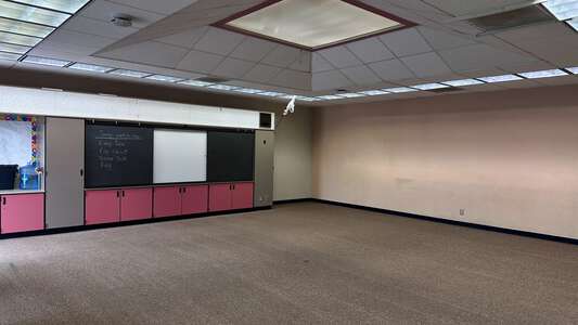 Truman Benedict Elementary School Classroom Standard in San Clemente