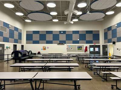 Eyre Elementary School Cafeteria in Salem