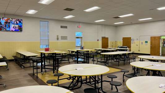 Hollis Hand Elementary School Cafeteria in LaGrange