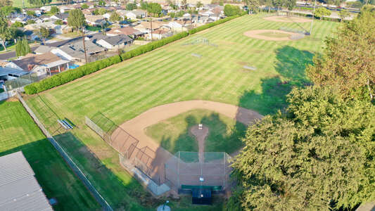 Los Coyotes Middle School Field - Diamond 5 in La Mirada