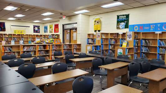 West Hills Elementary School Library in Knoxville 3