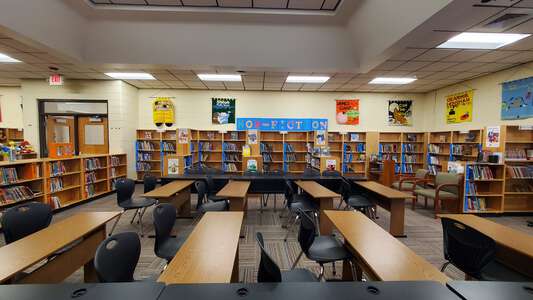 West Hills Elementary School Library in Knoxville 2