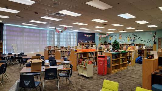 Smith - Hal Elementary School Library in Las Vegas