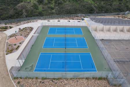 Taft Middle School Tennis Court 1 in San Diego