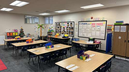 Stuckey - Evelyn Elementary School Classroom Standard in Las Vegas