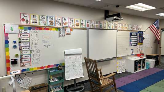 Stuckey - Evelyn Elementary School Classroom Standard in Las Vegas