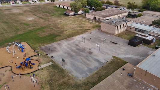 Richard Lagow Elementary School Outdoor Basketball Courts in Dallas 2
