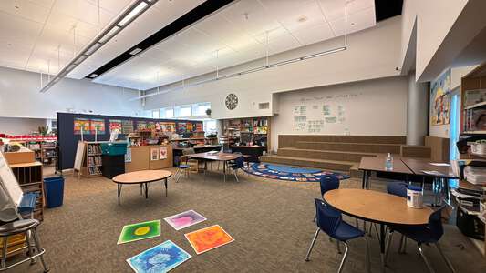 Calmeca Academy of Fine Arts and Dual Language Library in Chicago 5