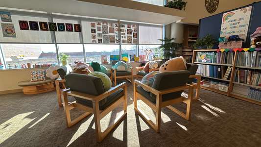 Calmeca Academy of Fine Arts and Dual Language Library in Chicago 4