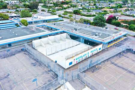Muirlands Middle School Outdoor Basketball Courts in San Diego