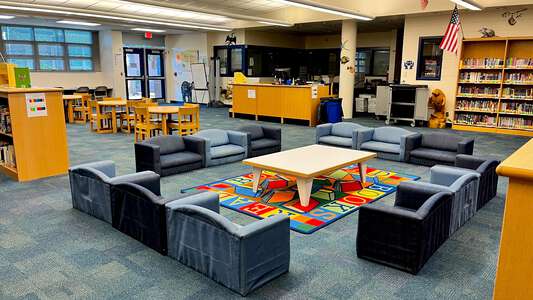 Bayshore Elementary School Library in North Fort Myers