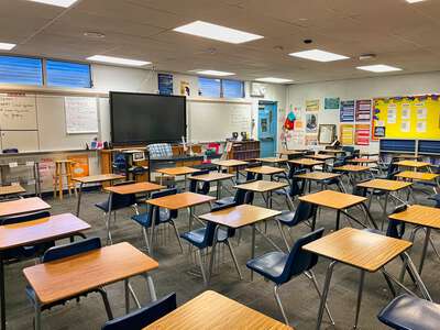 Hyde Park Middle School Classroom Standard in Las Vegas