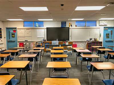 Hyde Park Middle School Classroom Standard in Las Vegas