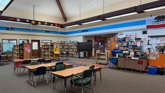 Victor Elementary School Library in Victor