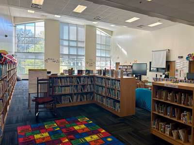 Esperanza Medrano Elementary School Library in Dallas