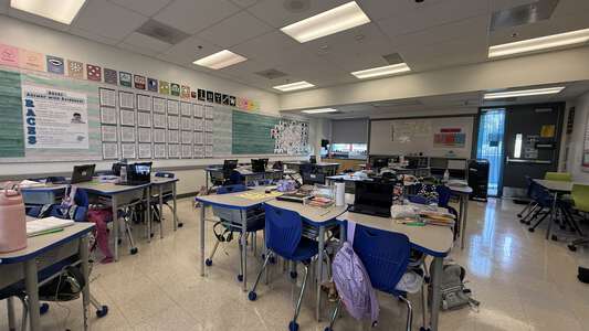 Washington Elementary School Classroom Standard in Lynwood
