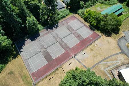 Evergreen Middle School Tennis Courts in Redmond