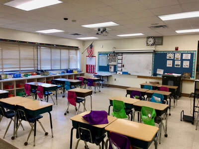 Holly Hill School Classroom Standard ES in Holly Hill 2