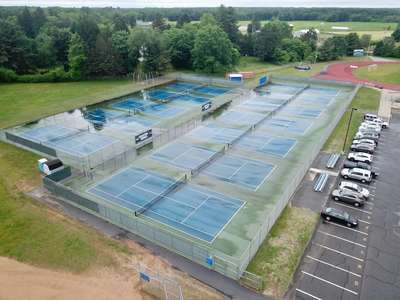 Saratoga Springs High School Tennis Courts in Saratoga Springs