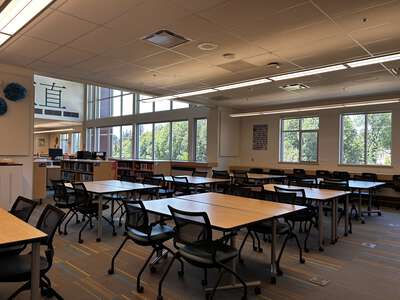 Meridian Creek Middle School Media Center in Wilsonville 2