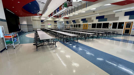 Range Elementary School Cafeteria in Mesquite
