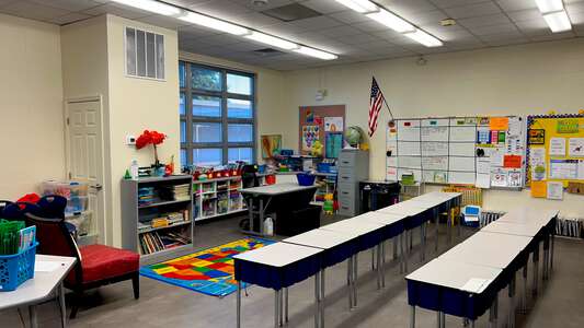 Orangewood Elementary School Classroom Standard in Fort Myers