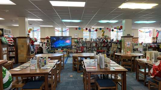 Lily B Clayton Elementary School Library in Fort Worth