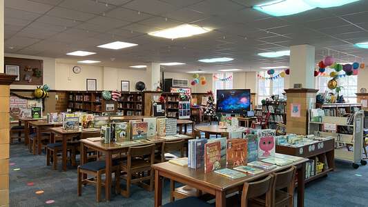 Lily B Clayton Elementary School Library in Fort Worth