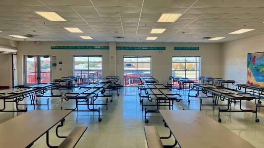 Luella Merrett Elementary School Cafeteria in Fort Worth