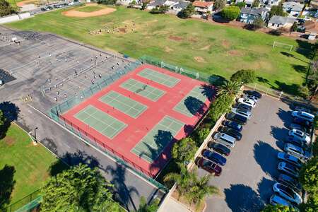 Manhattan Beach Middle School Pickle Ball Courts in Manhattan Beach 2