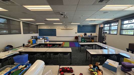 Winchester Elementary School Classroom Standard in Winchester