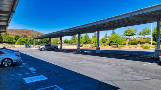 Alamos Elementary School Parking Lot - Visitor in Murrieta