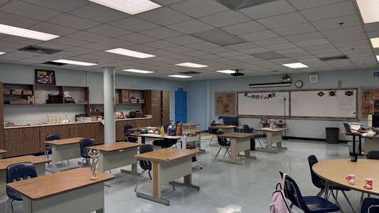 Hialeah-Miami Lakes Senior High School Classroom Standard in Hialeah