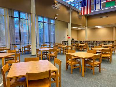 Lakeview Middle School Media Center in Winter Garden