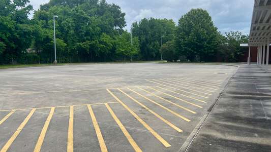 Capitol Elementary School Parking Lot - Side in Baton Rouge 4