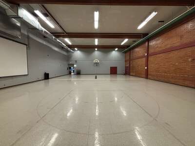 Ridgewood Elementary School Multipurpose Room in Portland