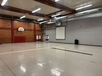 Ridgewood Elementary School Multipurpose Room in Portland
