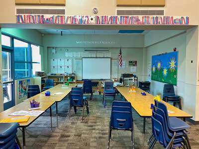 Adcock - O. K. Elementary School Library in Las Vegas 3