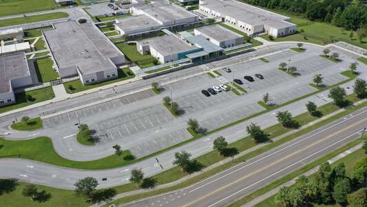 Bexley Elementary School Parking Lot - Front in Land O' Lakes