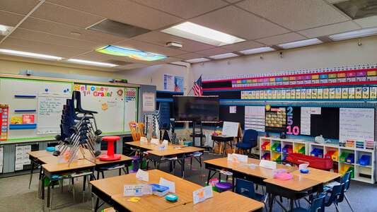 Murray Manor Elementary School Classroom Standard in La Mesa