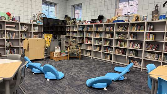 Ruth N. Upson Elementary School Library (3 hr min) in Jacksonville