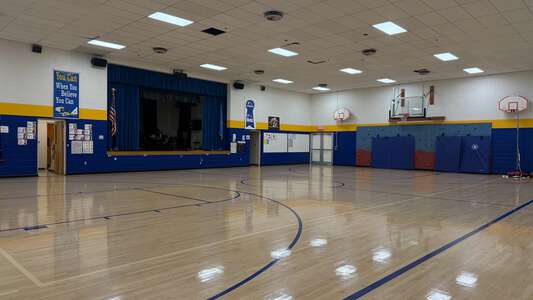 Tulakes Elementary School Gym in Oklahoma City